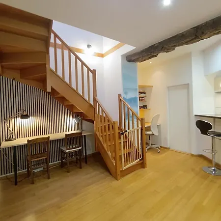 Appartamento Eléganse, Maison Spacieuse, Proche De Lyon Anse