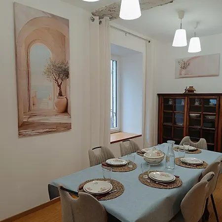 Eléganse, Maison Spacieuse, Proche De Lyon Anse