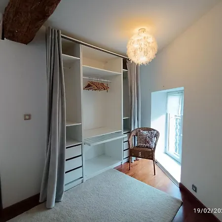 Eléganse, Maison Spacieuse, Proche De Lyon Appartement *